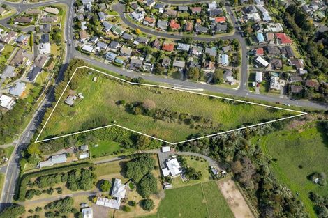 Photo of property in 1 Ranginui Road, Welcome Bay, Tauranga, 3112