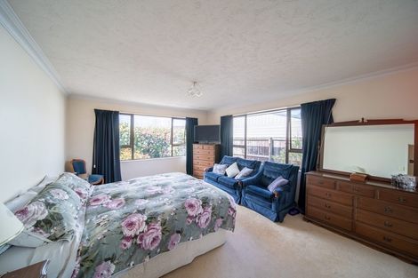 Photo of property in 2/60 Grahams Road, Burnside, Christchurch, 8041