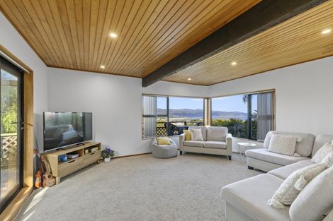 Photo of property in 14 Laurel Grove, Maungaraki, Lower Hutt, 5010