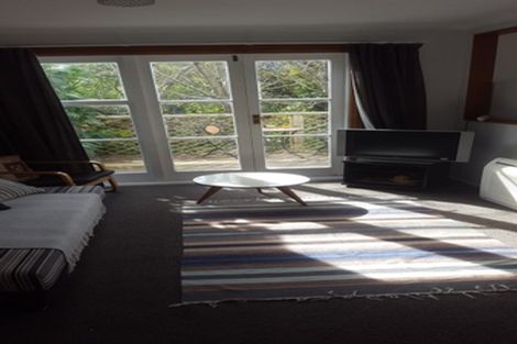 Photo of property in 16 Buckingham Street, Melrose, Wellington, 6023