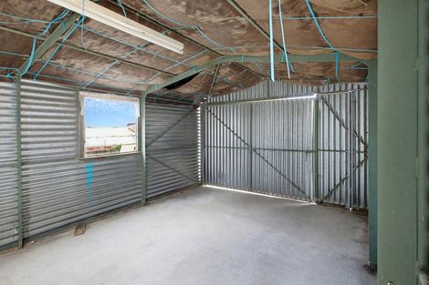 Photo of property in 18 Blaydon Street, Waikaia, 9778
