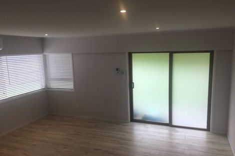 Photo of property in 64 West Coast Road, Glen Eden, Auckland, 0602