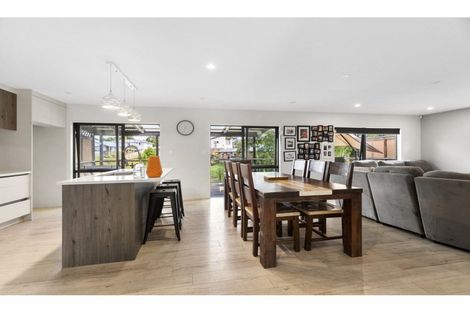 Photo of property in 22a Sabulite Road, Kelston, Auckland, 0602