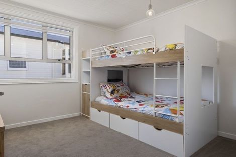 Photo of property in 3 Kitchener Terrace, Moturoa, New Plymouth, 4310