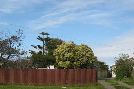 Photo of property in 18 Moore Avenue, Tawhero, Whanganui, 4501