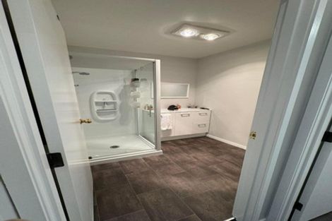 Photo of property in 194 Kitchener Road, Pukekohe, 2120