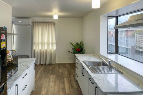 Photo of property in 102a Amyes Road, Hornby, Christchurch, 8042