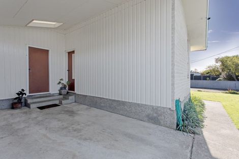 Photo of property in 9 Russell Street, Otane, 4202