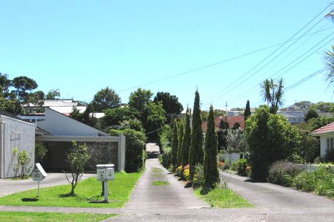 Photo of property in 1/134 Nile Road, Milford, Auckland, 0620