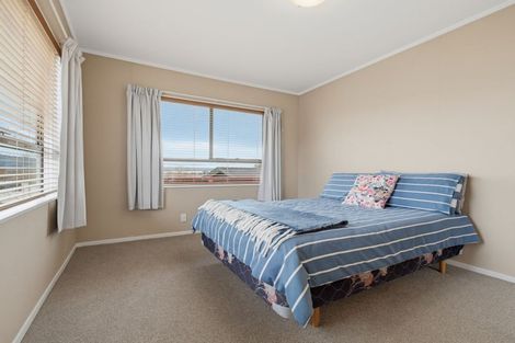 Photo of property in 1 Te Ana Place, Lynmore, Rotorua, 3010