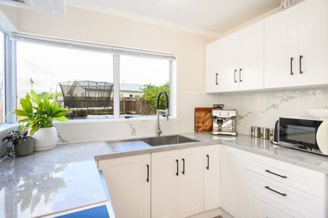 Photo of property in 56a Newton Place, Westbrook, Palmerston North, 4412