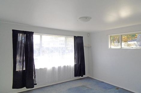 Photo of property in 48 Glenbervie Crescent, Massey, Auckland, 0614