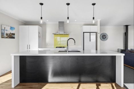 Photo of property in 73a Richmond Road, Pohara, Takaka, 7183