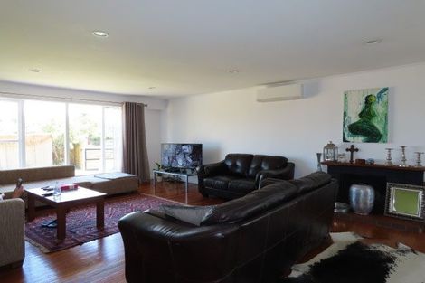 Photo of property in 24 Metcalfe Road, Ranui, Auckland, 0612