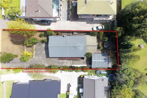 Photo of property in 37 Bay Street, Red Beach, 0932