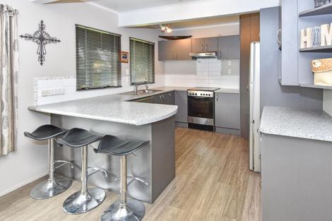 Photo of property in 31 Brentford Place, Manurewa, Auckland, 2102