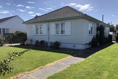 Photo of property in 12 Epsom Road, Sockburn, Christchurch, 8042