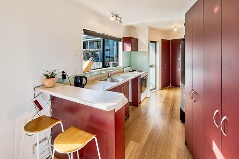 Photo of property in 79 Frobisher Street, Island Bay, Wellington, 6023