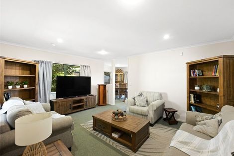 Photo of property in 33 Diomede Glade, Flagstaff, Hamilton, 3210