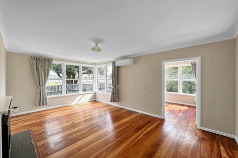 Photo of property in 19 Maire Street, Gonville, Whanganui, 4501
