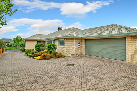 Photo of property in 103 Rushgreen Avenue, Pahurehure, Papakura, 2113