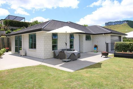 Photo of property in 99 Ballintoy Park Drive, Welcome Bay, Tauranga, 3175