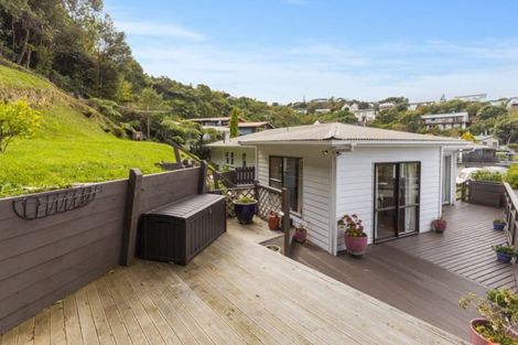 Photo of property in 3 Aspen Grove, Maungaraki, Lower Hutt, 5010
