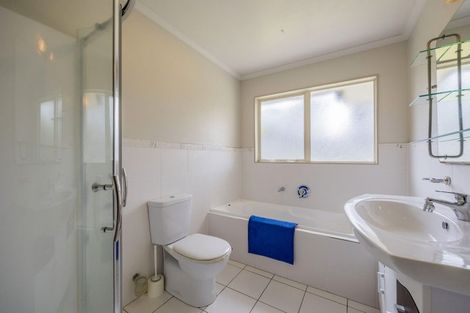 Photo of property in 24a Miriam Corban Heights, Henderson, Auckland, 0612