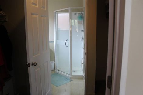 Photo of property in 13 Exotic Place, Massey, Auckland, 0614