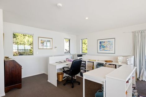 Photo of property in 6 Mccormacks Bay Road, Mount Pleasant, Christchurch, 8081