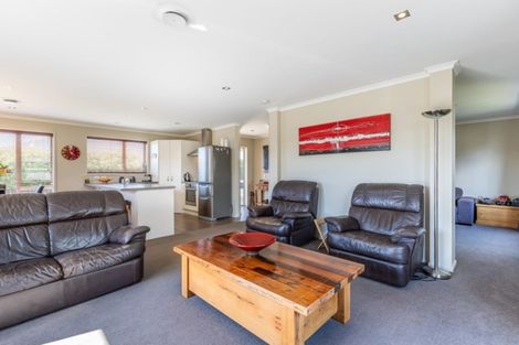 Photo of property in 18 Kitakita Grove, Motueka, 7120