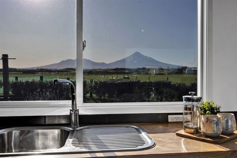 Photo of property in 32 Anglers Avenue, Warea, 4381