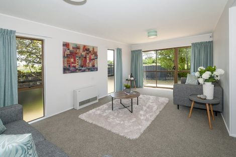 Photo of property in 27a Awamutu Grove, Waiwhetu, Lower Hutt, 5010