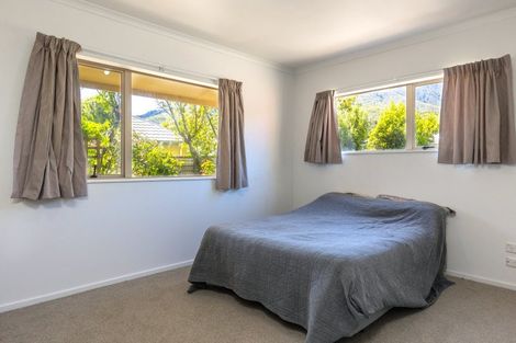 Photo of property in 1 Whitby Close, Waikawa, Picton, 7220