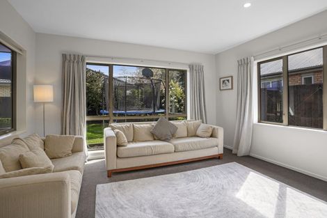 Photo of property in 16 Pukeko Place, Rangiora, 7400