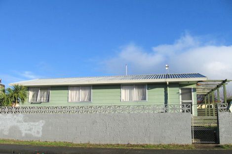 Photo of property in 67 Cartier Crescent, Flaxmere, Hastings, 4120