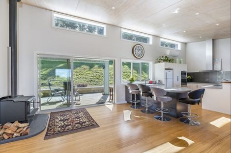 Photo of property in 186 Gervin Road, Wainui, Silverdale, 0992