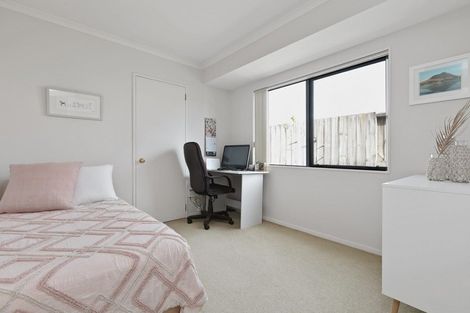 Photo of property in 6 Evansbel Place, Papamoa Beach, Papamoa, 3118