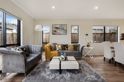 Photo of property in 11 Evelina Lane, Flat Bush, Auckland, 2019
