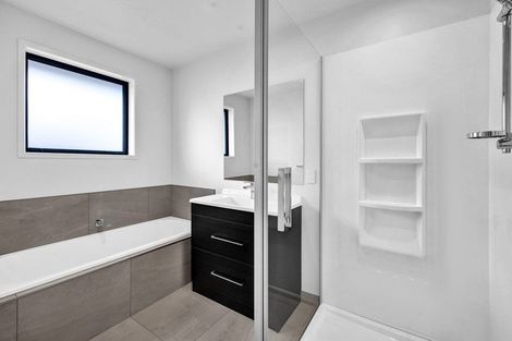 Photo of property in 130b Manawapou Road, Hawera, 4610