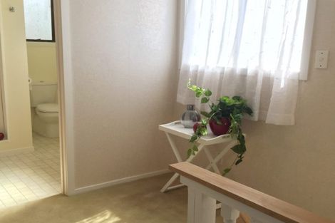 Photo of property in 39a Sturges Road, Henderson, Auckland, 0612