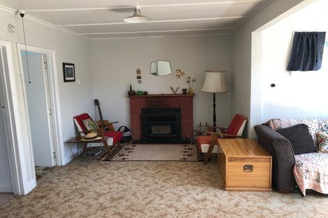 Photo of property in 40 Mihiwaka Road, Long Beach, Port Chalmers, 9081