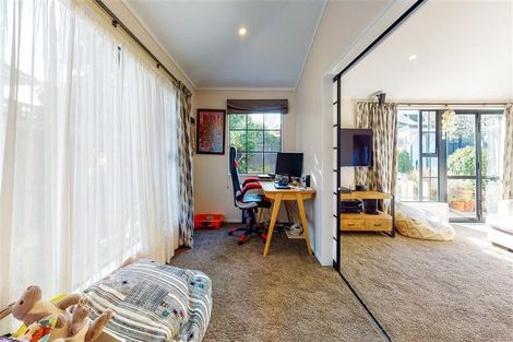 Photo of property in 20 Stamford Grove, Avalon, Lower Hutt, 5011