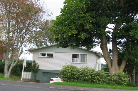 Photo of property in 123 Sandspit Road, Shelly Park, Auckland, 2014