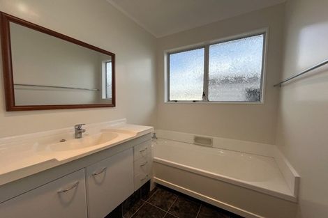 Photo of property in 4 Salcombe Terrace, Welbourn, New Plymouth, 4312