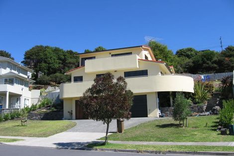 Photo of property in 10 Glenreagh Place, Torbay, Auckland, 0630