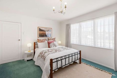 Photo of property in 73 Parkes Avenue, Saint Johns Hill, Whanganui, 4501