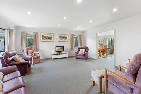 Photo of property in 18 Ludlam Way, Otaki, 5512