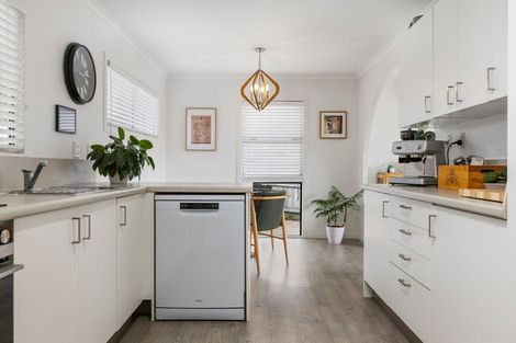 Photo of property in 93 Hyde Avenue, Richmond Heights, Taupo, 3330