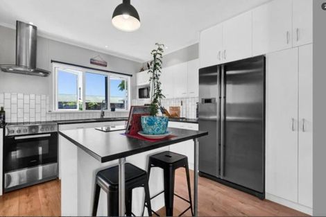 Photo of property in 151 Ngamotu Road, Spotswood, New Plymouth, 4310